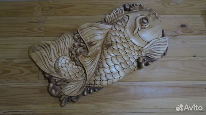 Панно из дерева