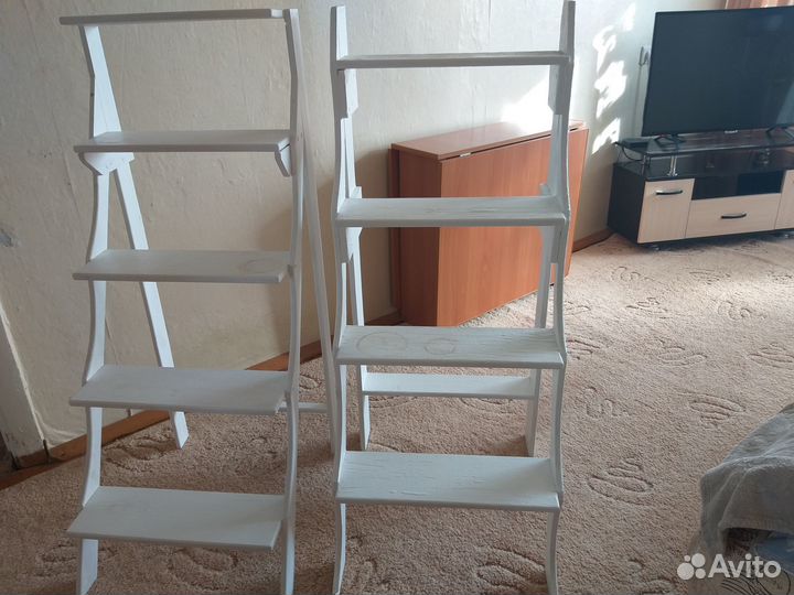 Подставка для цветов на подоконник