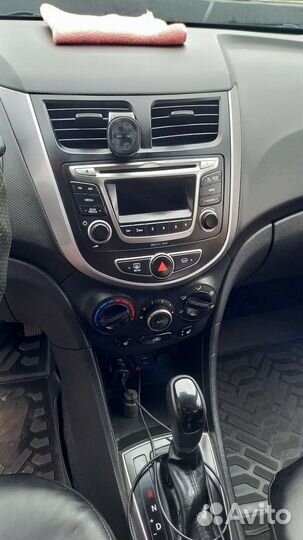 Hyundai Solaris 1.6 AT, 2015, 110 000 км