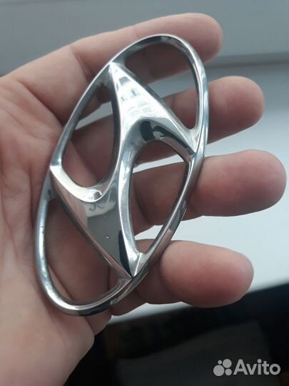 Элантра Эмблема передняя Hyundai 00-09