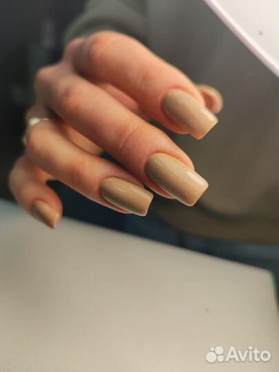 Маникюр / Педикюр / Наращивание ногтей