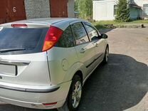 Ford Focus 1.6 MT, 2004, 250 000 км, с пробегом, цена 330 000 руб.