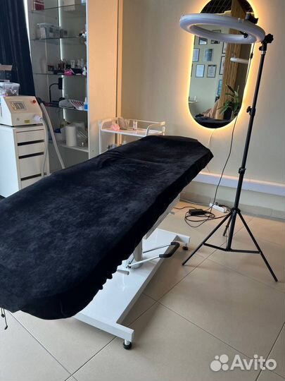 Кушетка косметологическая на гидравлике