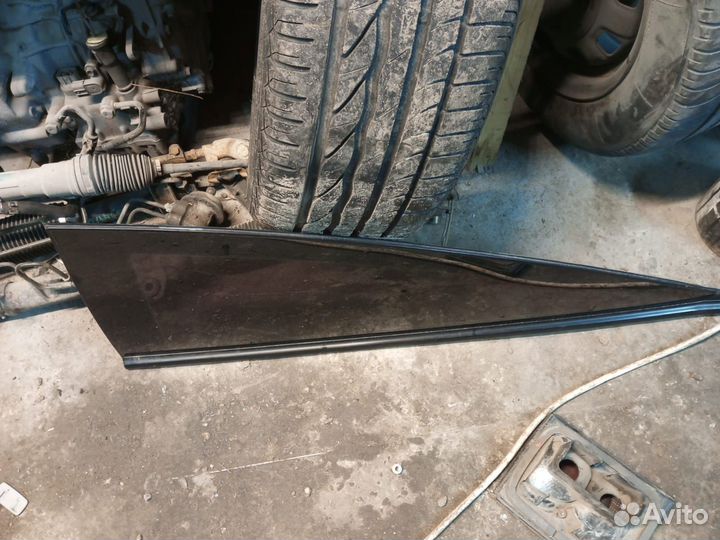 Задняя форточка Opel Astra H купе