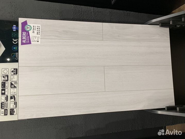 Кварцвинил новый в наличии