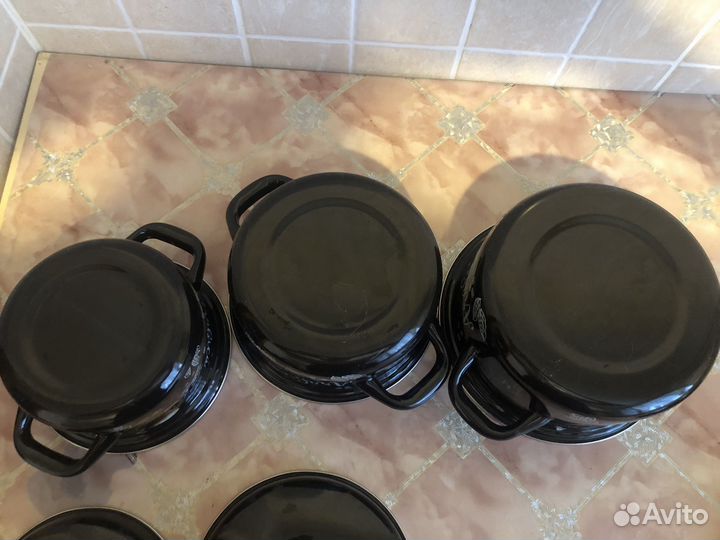 Кастрюля эмалированная