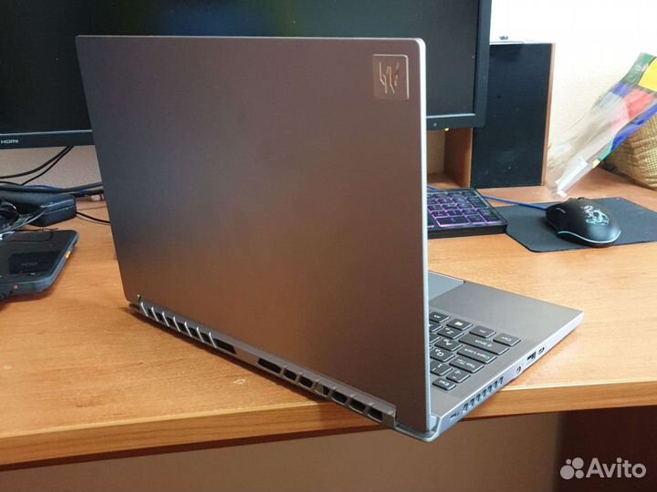 Компактный игровой ноутбук Acer 300 SE с RTX3060