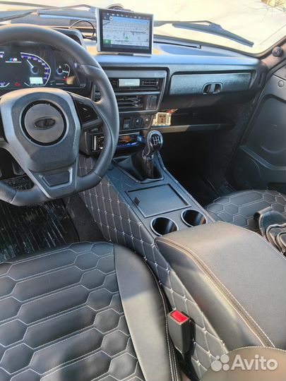 Подлокотник нива люкс