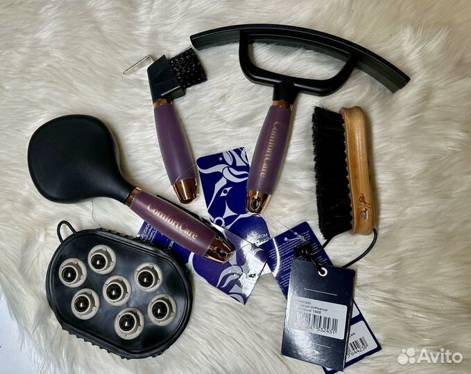 Щетки для лошади