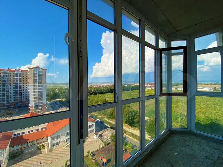 2-к. квартира, 63 м², 10/16 эт.
