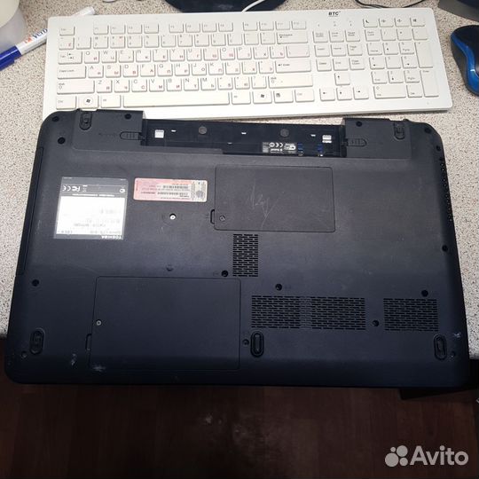 Ноутбук Toshiba satellite l775-a1w разбор