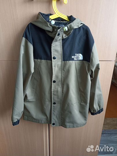 Куртка на мальчика рост 128 см