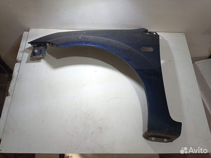 Крыло переднее левое Ford Fiesta 5