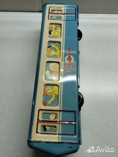 Игрушки СССР. Автобус турист. Самолёт, пистолет