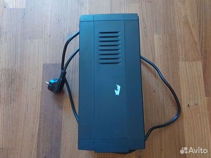 Источник бесперебойного питания APC BX650CI-RS