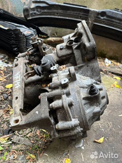 МКПП коробка передач Volkswagen Passat B3