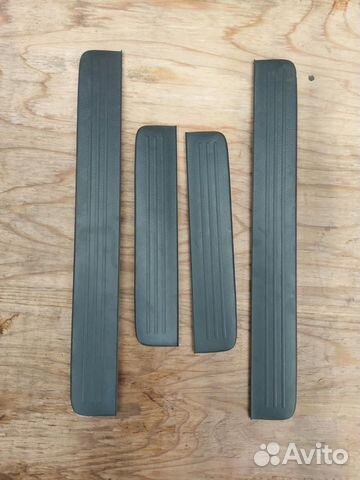 Накладка на порог Toyota Prius 2 NHW20