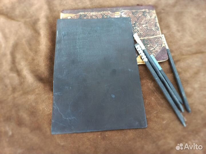 Артефакт - каменная тетрадь - исполнитель желаний
