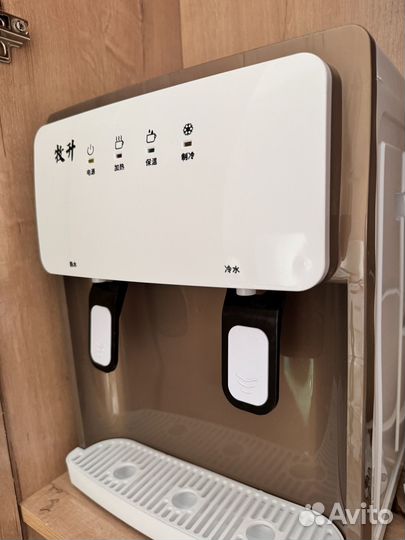 Кулер с нагревом и охлаждением