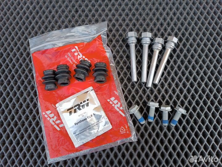 Направляющие заднего тормозного суппорта TRW