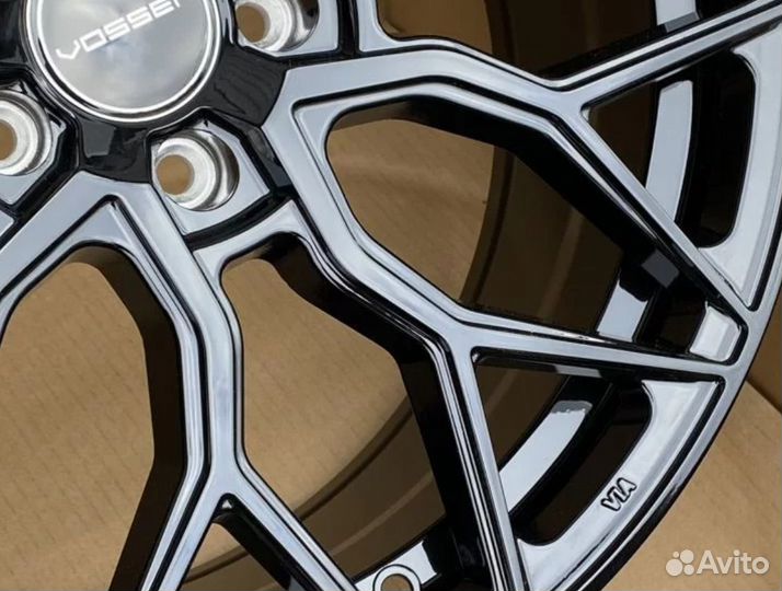 10Р Диски литые HF2 R20 5*108 Черный глянец