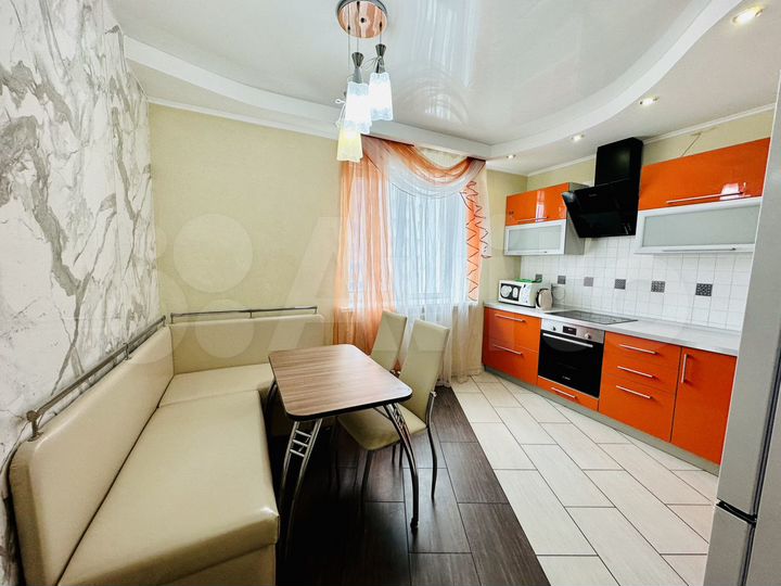 2-к. квартира, 65 м², 9/14 эт.