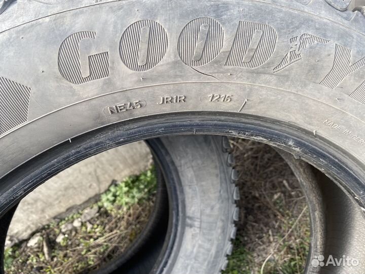 Goodyear UltraGrip Ice Arctic SUV 235/60 R18