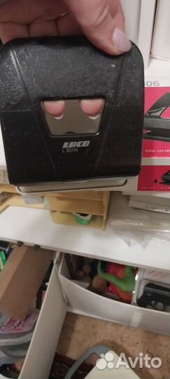 Дырокол офисный