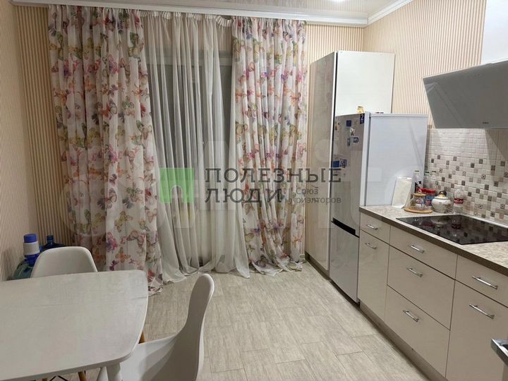 2-к. квартира, 55 м², 22/25 эт.