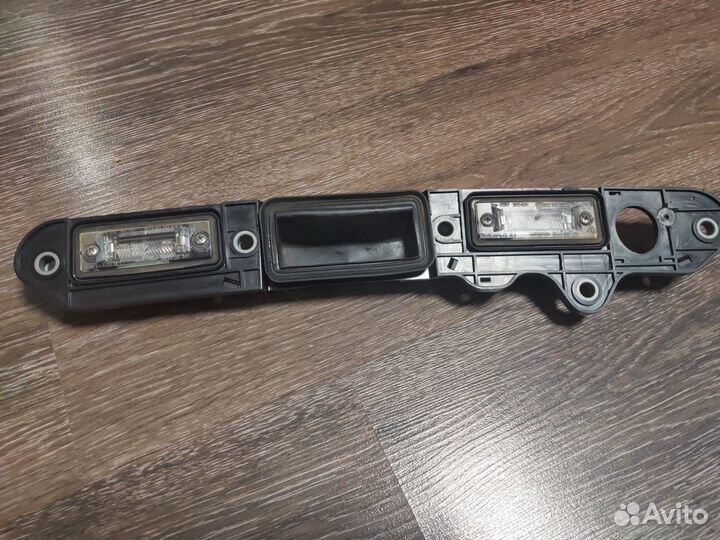 Ручка крышки багажника Volkswagen Jetta 5, 2009