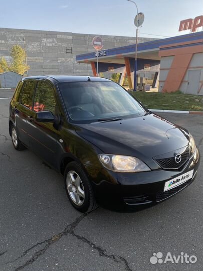 Mazda Demio 1.3 AT, 2002, 200 000 км