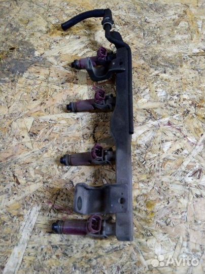 Форсунка Mazda 3 хечбек 1.6 2006