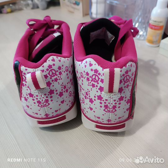 Роликовые кроссовки для девочки