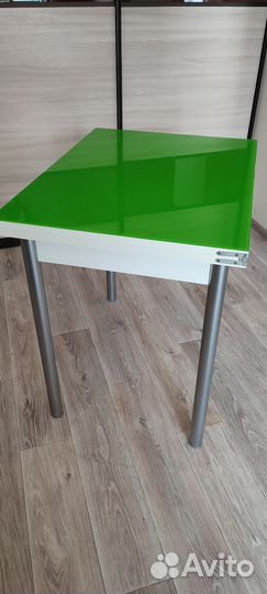 Кухонный стол