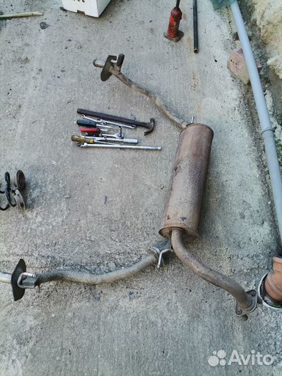 Honda civic 5d задняя часть глушитель