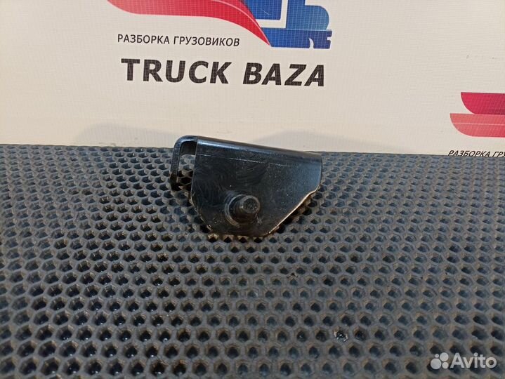 81621585039 Кронштейн спальника нижний левый