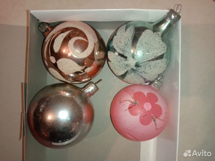 Елочные стеклянные игрушки СССР и коробки для конф