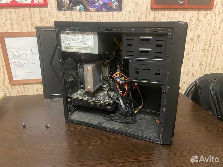 Скелет компьютера под запчасти intel Pentium Dual