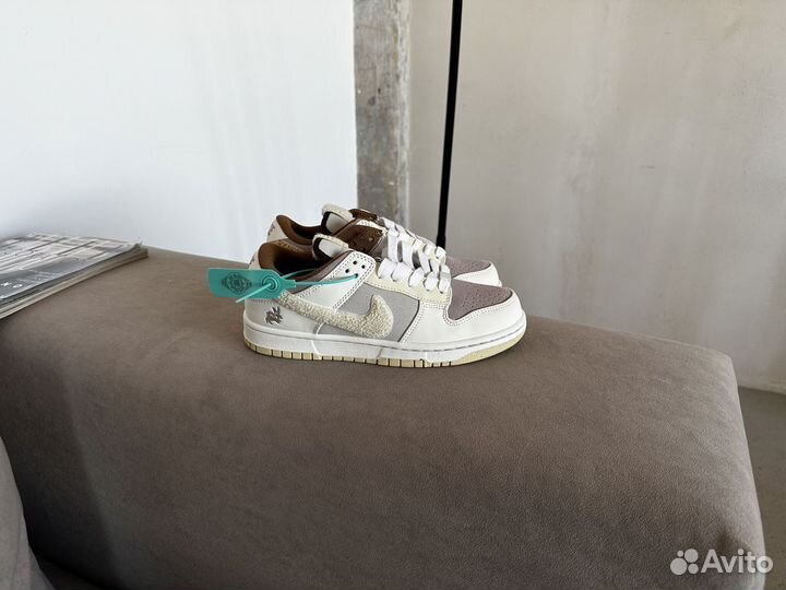 Кроссовки Nike Dunk Low Retro PRM 