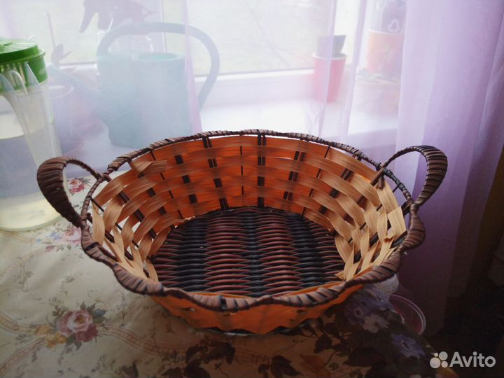 Корзина плетеная