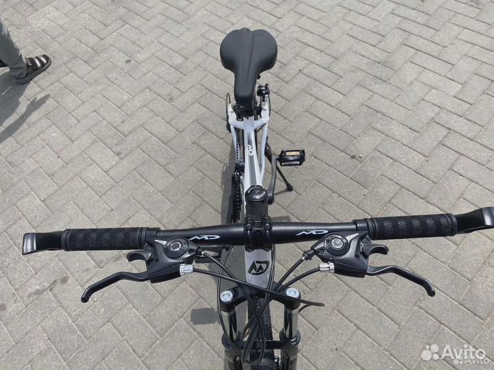 Велосипед горный колеса R24.Новый,скоростной