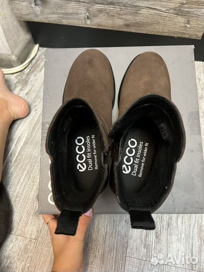 Ботинки женские ecco 39