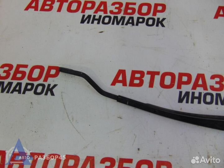 Поводок стеклоочистителя передний правый Kia Sport