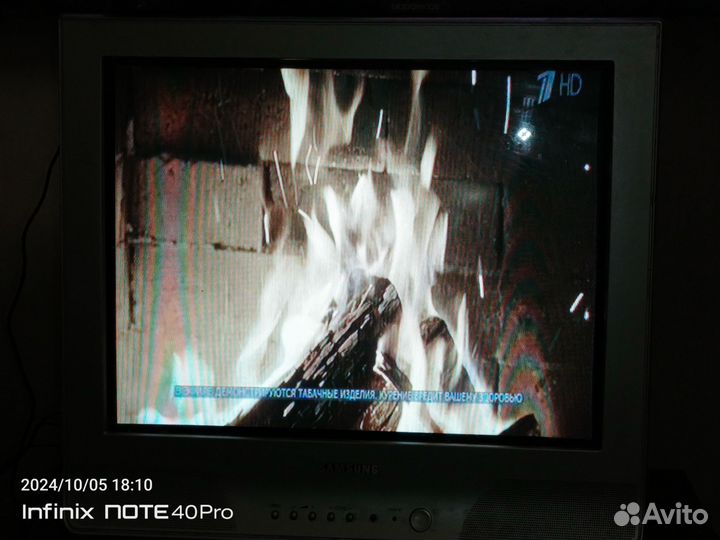 Телевизор samsung