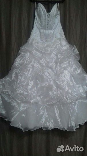 Платье свадебное