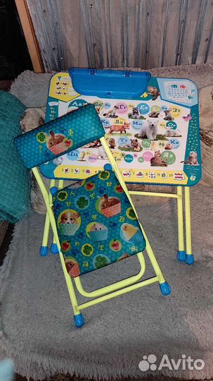 Детский стол и стул