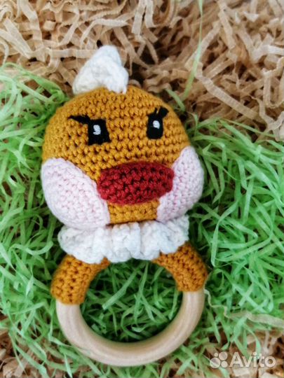 Погремушка грызунок вязанный