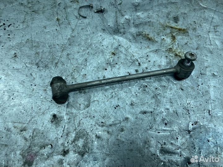 Стойка стабилизатора задняя Mercedes-Benz