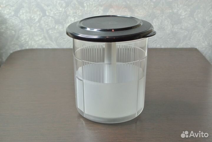 Tupperware Деликатесница