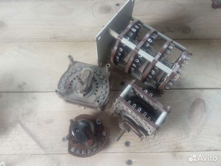 Галетный переключатель